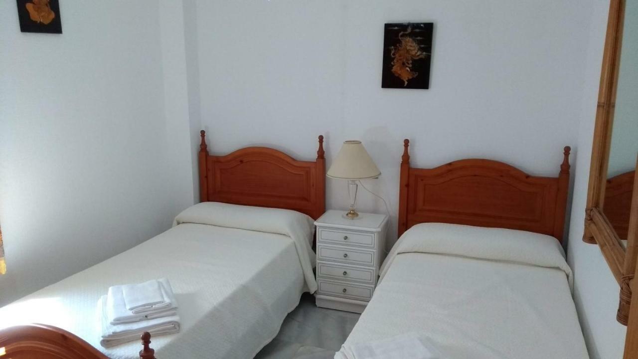 Nerja Solymar Apartment Bagian luar foto